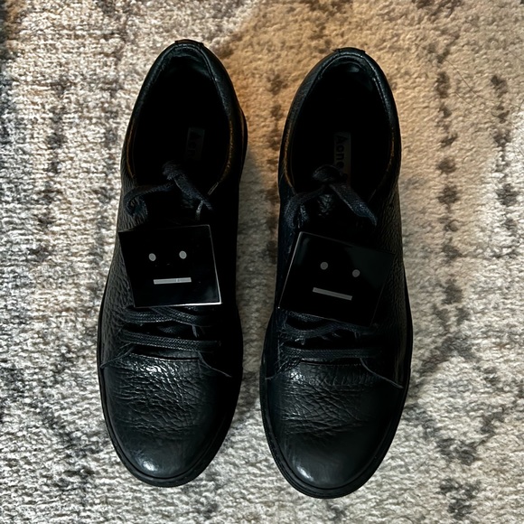 ACNE STUDIOS Adriana Grain Black Sneaker - Picture 2 of 6